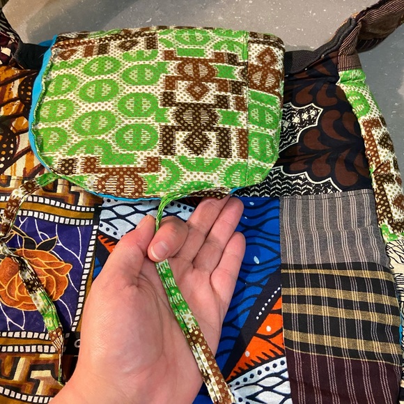 African Quilted Shoulder Bag - Picture 5 of 13